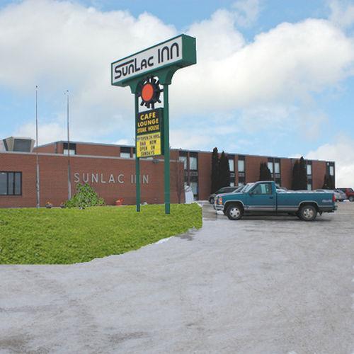 Sunlac Inn Lakota ภายนอก รูปภาพ