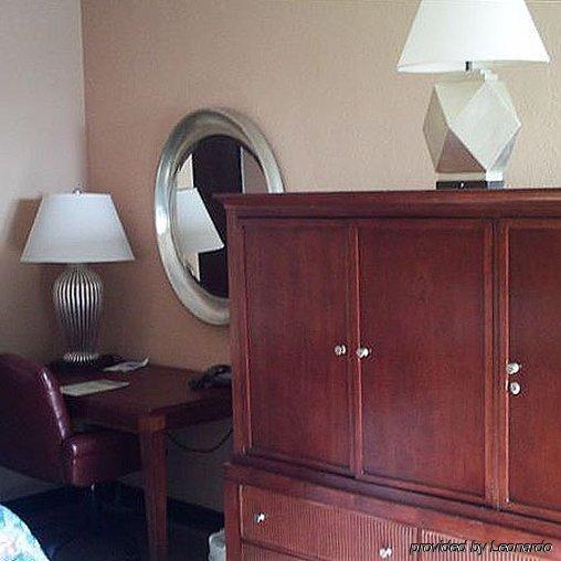 Sunlac Inn Lakota ห้อง รูปภาพ