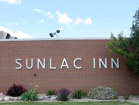 Sunlac Inn Lakota ภายนอก รูปภาพ