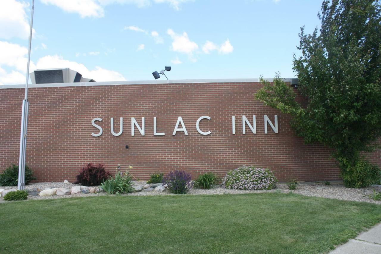 Sunlac Inn Lakota ภายนอก รูปภาพ